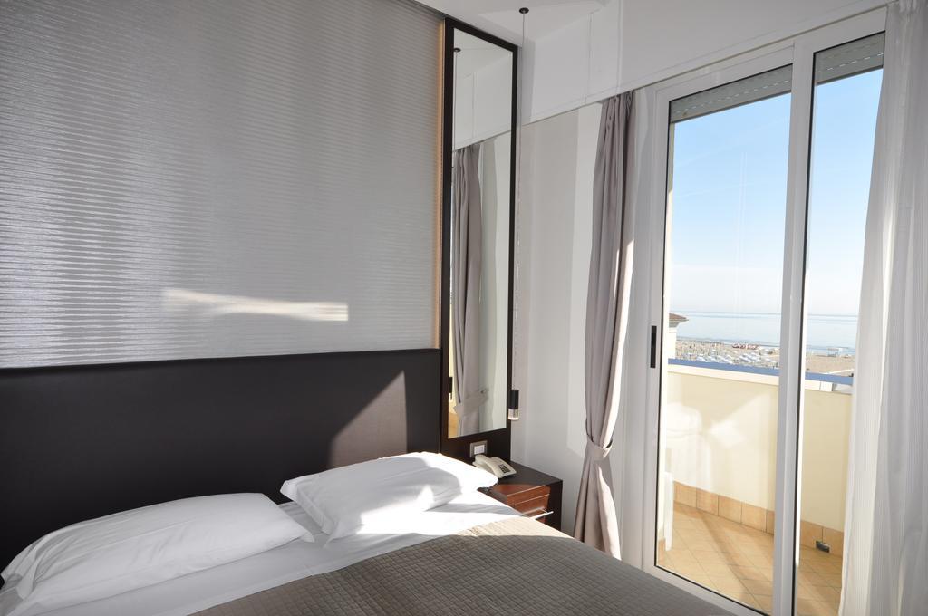 Hotel Adriatic&Beauty Rimini Dış mekan fotoğraf